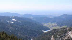 Dieses Bild zeigt eine Webcam-Aufnahme vom Achertal, aufgenommen am Donnerstag, den 02.04.2026 um 15:30 Uhr. Die Temperatur betrug 6.2°C.