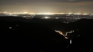 Dieses Bild zeigt eine Webcam-Aufnahme vom Achertal, aufgenommen am Freitag, den 16.01.2026 um 06:20 Uhr. Die Temperatur betrug 4.8°C.