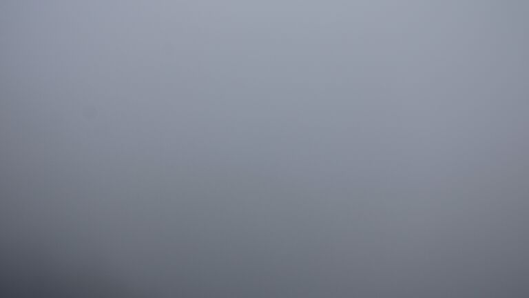 Dieses Bild zeigt eine Webcam-Aufnahme vom Achertal, aufgenommen am Sonntag, den 02.11.2025 um 10:30 Uhr. Die Temperatur betrug 5.9°C.