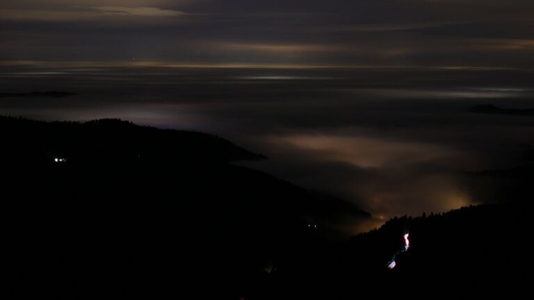 Dieses Bild zeigt eine Webcam-Aufnahme vom Achertal, aufgenommen am Montag, den 22.12.2025 um 06:20 Uhr. Die Temperatur betrug 6.8°C.