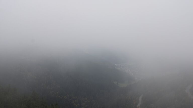 Dieses Bild zeigt eine Webcam-Aufnahme vom Achertal, aufgenommen am Montag, den 13.10.2025 um 16:20 Uhr. Die Temperatur betrug 6.4°C.