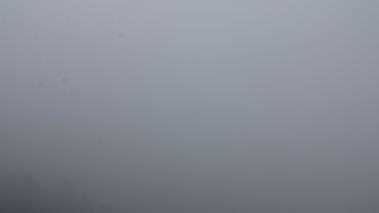Dieses Bild zeigt eine Webcam-Aufnahme vom Achertal, aufgenommen am Donnerstag, den 21.08.2025 um 09:20 Uhr. Die Temperatur betrug 13.8°C.
