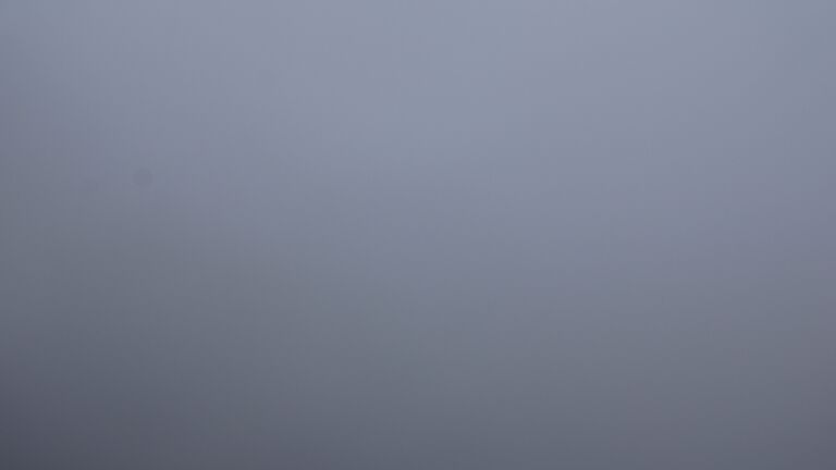 Dieses Bild zeigt eine Webcam-Aufnahme vom Achertal, aufgenommen am Montag, den 27.10.2025 um 12:20 Uhr. Die Temperatur betrug 3.1°C.