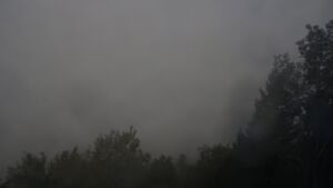 Dieses Bild zeigt eine Webcam-Aufnahme vom Achertal, aufgenommen am Mittwoch, den 28.10.2026 um 04:30 Uhr. Die Temperatur betrug 8.3°C.