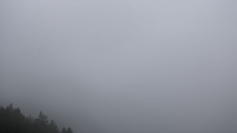 Dieses Bild zeigt eine Webcam-Aufnahme vom Achertal, aufgenommen am Sonntag, den 15.06.2025 um 18:20 Uhr. Die Temperatur betrug 14.1°C.