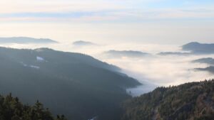 Dieses Bild zeigt eine Webcam-Aufnahme vom Achertal, aufgenommen am Samstag, den 24.01.2026 um 16:00 Uhr. Die Temperatur betrug 1.9°C.