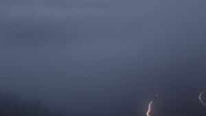 Dieses Bild zeigt eine Webcam-Aufnahme vom Achertal, aufgenommen am Samstag, den 13.12.2025 um 17:20 Uhr. Die Temperatur betrug 6.4°C.