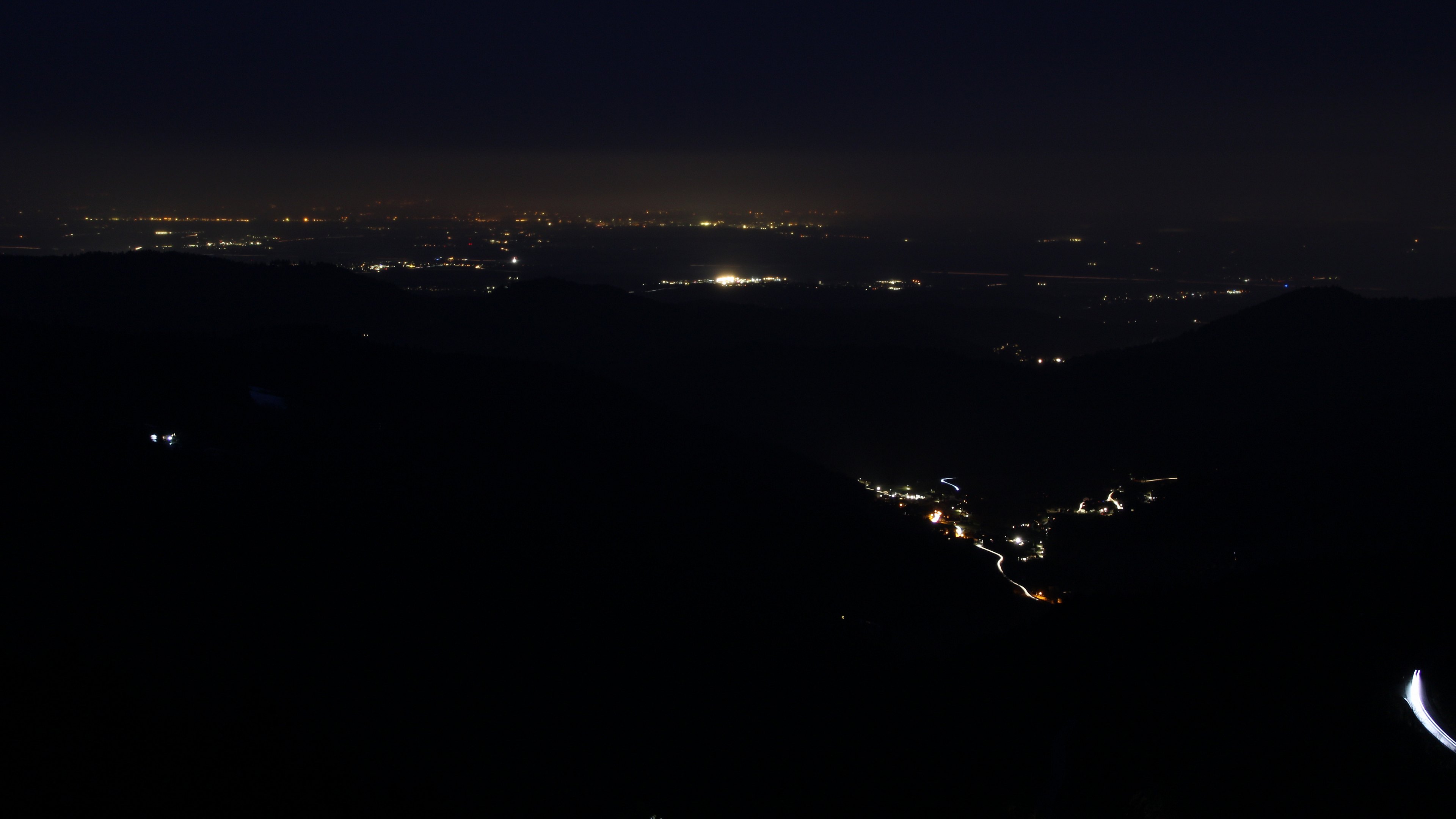 Dieses Bild zeigt eine Webcam-Aufnahme vom Achertal, aufgenommen am Dienstag, den 10.02.2026 um 06:50 Uhr. Die Temperatur betrug 2.1°C.