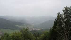 Dieses Bild zeigt eine Webcam-Aufnahme vom Achertal, aufgenommen am Freitag, den 18.09.2026 um 10:20 Uhr. Die Temperatur betrug 11.9°C.