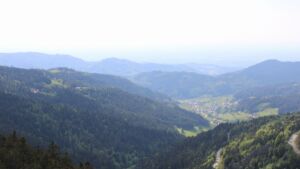 Dieses Bild zeigt eine Webcam-Aufnahme vom Achertal, aufgenommen am Freitag, den 08.05.2026 um 16:40 Uhr. Die Temperatur betrug 12.4°C.