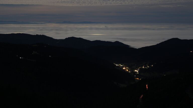 Dieses Bild zeigt eine Webcam-Aufnahme vom Achertal, aufgenommen am Mittwoch, den 08.10.2025 um 06:40 Uhr. Die Temperatur betrug 11.4°C.
