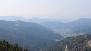 Dieses Bild zeigt eine Webcam-Aufnahme vom Achertal, aufgenommen am Sonntag, den 22.03.2026 um 14:20 Uhr. Die Temperatur betrug 6.4°C.