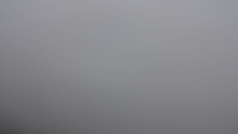 Dieses Bild zeigt eine Webcam-Aufnahme vom Achertal, aufgenommen am Sonntag, den 08.06.2025 um 08:10 Uhr. Die Temperatur betrug 7.9°C.