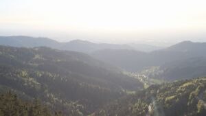 Dieses Bild zeigt eine Webcam-Aufnahme vom Achertal, aufgenommen am Freitag, den 24.04.2026 um 19:20 Uhr. Die Temperatur betrug 13.4°C.