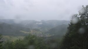 Dieses Bild zeigt eine Webcam-Aufnahme vom Achertal, aufgenommen am Montag, den 08.06.2026 um 17:50 Uhr. Die Temperatur betrug 15.9°C.