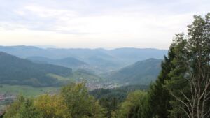 Dieses Bild zeigt eine Webcam-Aufnahme vom Achertal, aufgenommen am Dienstag, den 20.10.2026 um 12:50 Uhr. Die Temperatur betrug 12.2°C.