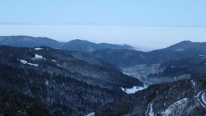 Dieses Bild zeigt eine Webcam-Aufnahme vom Achertal, aufgenommen am Samstag, den 22.11.2025 um 07:30 Uhr. Die Temperatur betrug -4.8°C.