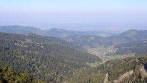 Dieses Bild zeigt eine Webcam-Aufnahme vom Achertal, aufgenommen am Mittwoch, den 22.04.2026 um 08:50 Uhr. Die Temperatur betrug 2.5°C.