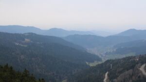 Dieses Bild zeigt eine Webcam-Aufnahme vom Achertal, aufgenommen am Samstag, den 21.03.2026 um 11:30 Uhr. Die Temperatur betrug 5.5°C.