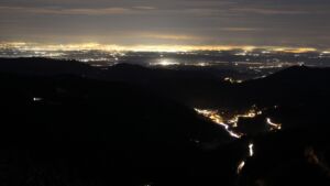 Dieses Bild zeigt eine Webcam-Aufnahme vom Achertal, aufgenommen am Dienstag, den 02.12.2025 um 06:40 Uhr. Die Temperatur betrug 1.6°C.