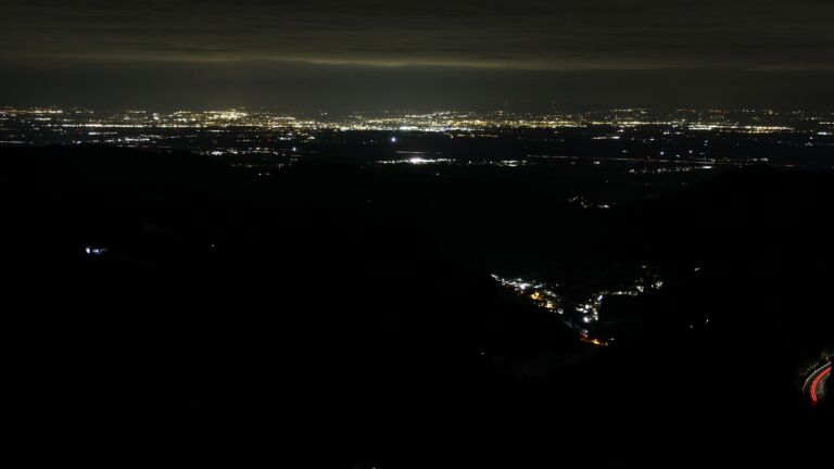 Dieses Bild zeigt eine Webcam-Aufnahme vom Achertal, aufgenommen am Mittwoch, den 14.01.2026 um 07:00 Uhr. Die Temperatur betrug 4.2°C.