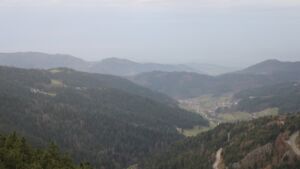 Dieses Bild zeigt eine Webcam-Aufnahme vom Achertal, aufgenommen am Samstag, den 15.11.2025 um 15:50 Uhr. Die Temperatur betrug 11.1°C.