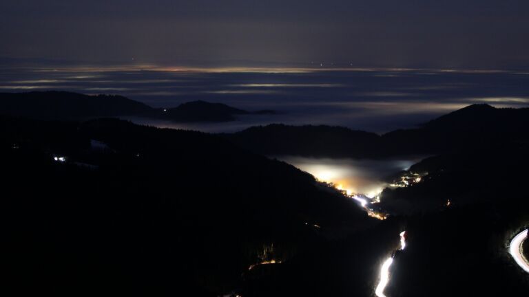 Dieses Bild zeigt eine Webcam-Aufnahme vom Achertal, aufgenommen am Donnerstag, den 22.01.2026 um 06:50 Uhr. Die Temperatur betrug 4.5°C.