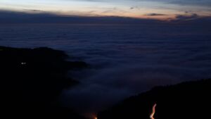 Dieses Bild zeigt eine Webcam-Aufnahme vom Achertal, aufgenommen am Montag, den 22.12.2025 um 17:40 Uhr. Die Temperatur betrug 7.6°C.