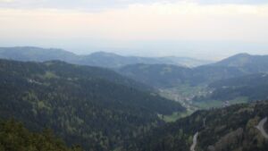 Dieses Bild zeigt eine Webcam-Aufnahme vom Achertal, aufgenommen am Sonntag, den 19.04.2026 um 07:40 Uhr. Die Temperatur betrug 9.5°C.