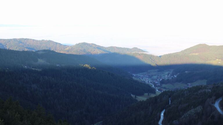 Dieses Bild zeigt eine Webcam-Aufnahme vom Achertal, aufgenommen am Mittwoch, den 25.02.2026 um 08:00 Uhr. Die Temperatur betrug 8.2°C.