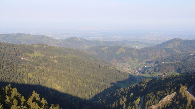 Dieses Bild zeigt eine Webcam-Aufnahme vom Achertal, aufgenommen am Montag, den 20.04.2026 um 07:50 Uhr. Die Temperatur betrug 8.8°C.