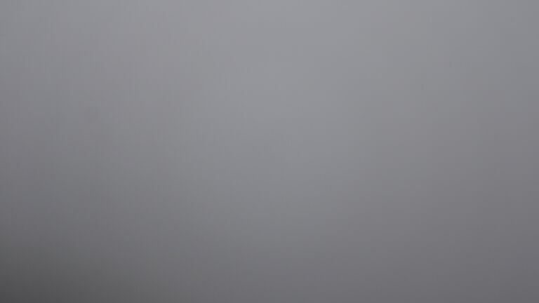Dieses Bild zeigt eine Webcam-Aufnahme vom Achertal, aufgenommen am Sonntag, den 03.08.2025 um 06:30 Uhr. Die Temperatur betrug 9°C.