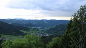 Dieses Bild zeigt eine Webcam-Aufnahme vom Achertal, aufgenommen am Donnerstag, den 14.05.2026 um 19:30 Uhr. Die Temperatur betrug 6.2°C.