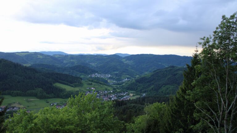 Dieses Bild zeigt eine Webcam-Aufnahme vom Achertal, aufgenommen am Donnerstag, den 14.05.2026 um 19:30 Uhr. Die Temperatur betrug 6.2°C.