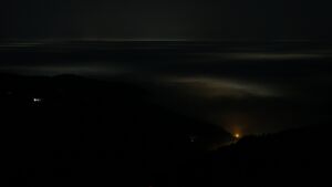 Dieses Bild zeigt eine Webcam-Aufnahme vom Achertal, aufgenommen am Sonntag, den 18.01.2026 um 23:30 Uhr. Die Temperatur betrug 4.3°C.