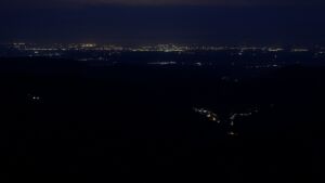 Dieses Bild zeigt eine Webcam-Aufnahme vom Achertal, aufgenommen am Sonntag, den 19.04.2026 um 05:30 Uhr. Die Temperatur betrug 10.2°C.