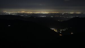 Dieses Bild zeigt eine Webcam-Aufnahme vom Achertal, aufgenommen am Mittwoch, den 15.04.2026 um 03:30 Uhr. Die Temperatur betrug 3.1°C.