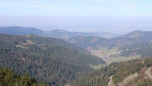 Dieses Bild zeigt eine Webcam-Aufnahme vom Achertal, aufgenommen am Samstag, den 11.04.2026 um 10:00 Uhr. Die Temperatur betrug 10.9°C.