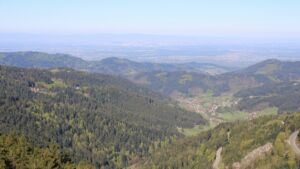 Dieses Bild zeigt eine Webcam-Aufnahme vom Achertal, aufgenommen am Freitag, den 24.04.2026 um 09:30 Uhr. Die Temperatur betrug 11.4°C.