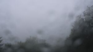 Dieses Bild zeigt eine Webcam-Aufnahme vom Achertal, aufgenommen am Freitag, den 12.06.2026 um 13:10 Uhr. Die Temperatur betrug 11.1°C.