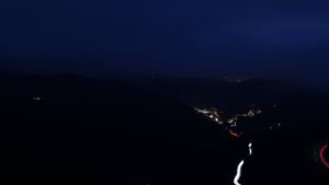 Dieses Bild zeigt eine Webcam-Aufnahme vom Achertal, aufgenommen am Donnerstag, den 04.12.2025 um 07:10 Uhr. Die Temperatur betrug 1.4°C.