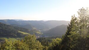 Dieses Bild zeigt eine Webcam-Aufnahme vom Achertal, aufgenommen am Dienstag, den 22.09.2026 um 18:20 Uhr. Die Temperatur betrug 21.7°C.