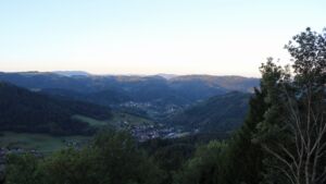 Dieses Bild zeigt eine Webcam-Aufnahme vom Achertal, aufgenommen am Freitag, den 04.09.2026 um 07:20 Uhr. Die Temperatur betrug 17.6°C.