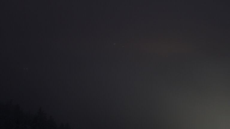 Dieses Bild zeigt eine Webcam-Aufnahme vom Achertal, aufgenommen am Dienstag, den 25.11.2025 um 17:50 Uhr. Die Temperatur betrug -0.8°C.