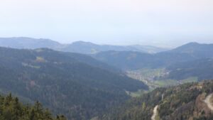 Dieses Bild zeigt eine Webcam-Aufnahme vom Achertal, aufgenommen am Samstag, den 11.04.2026 um 16:40 Uhr. Die Temperatur betrug 17.4°C.