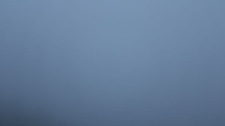 Dieses Bild zeigt eine Webcam-Aufnahme vom Achertal, aufgenommen am Dienstag, den 25.11.2025 um 08:10 Uhr. Die Temperatur betrug -0.4°C.