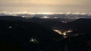 Dieses Bild zeigt eine Webcam-Aufnahme vom Achertal, aufgenommen am Mittwoch, den 10.12.2025 um 06:50 Uhr. Die Temperatur betrug 6.9°C.