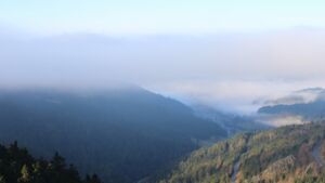 Dieses Bild zeigt eine Webcam-Aufnahme vom Achertal, aufgenommen am Samstag, den 13.12.2025 um 10:20 Uhr. Die Temperatur betrug 8.3°C.