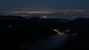 Dieses Bild zeigt eine Webcam-Aufnahme vom Achertal, aufgenommen am Donnerstag, den 11.12.2025 um 07:10 Uhr. Die Temperatur betrug 6.2°C.