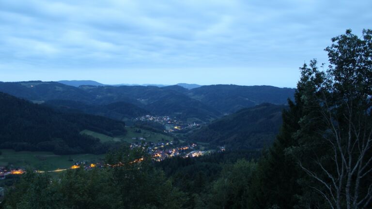 Dieses Bild zeigt eine Webcam-Aufnahme vom Achertal, aufgenommen am Donnerstag, den 24.09.2026 um 06:50 Uhr. Die Temperatur betrug 13.5°C.